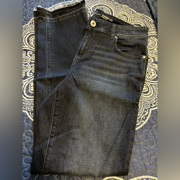 INC International Concepts Denim - Inc Blue Jeans size 8 frayed patches on legs and cuff of Jean💙